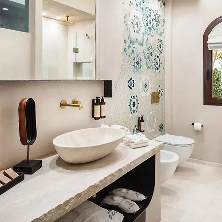 Delle Rose A Luxury Boutique 4* פורטו צ'רבו