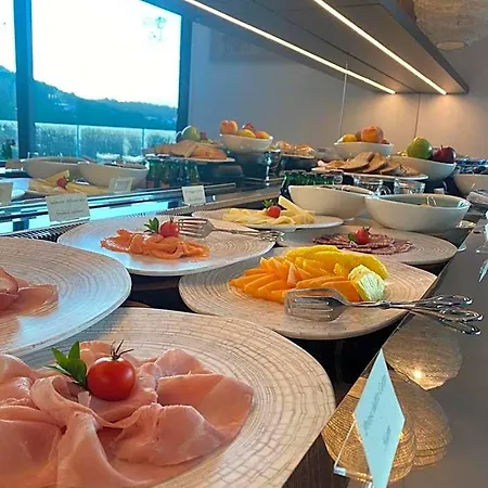 Hotel Delle Rose A Luxury Boutique 4*